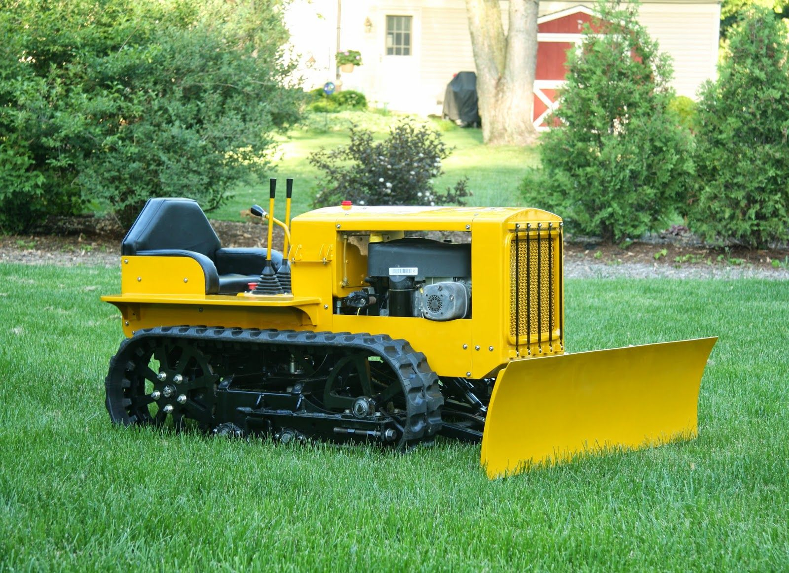 Pin On Small Crawlers And Dozers