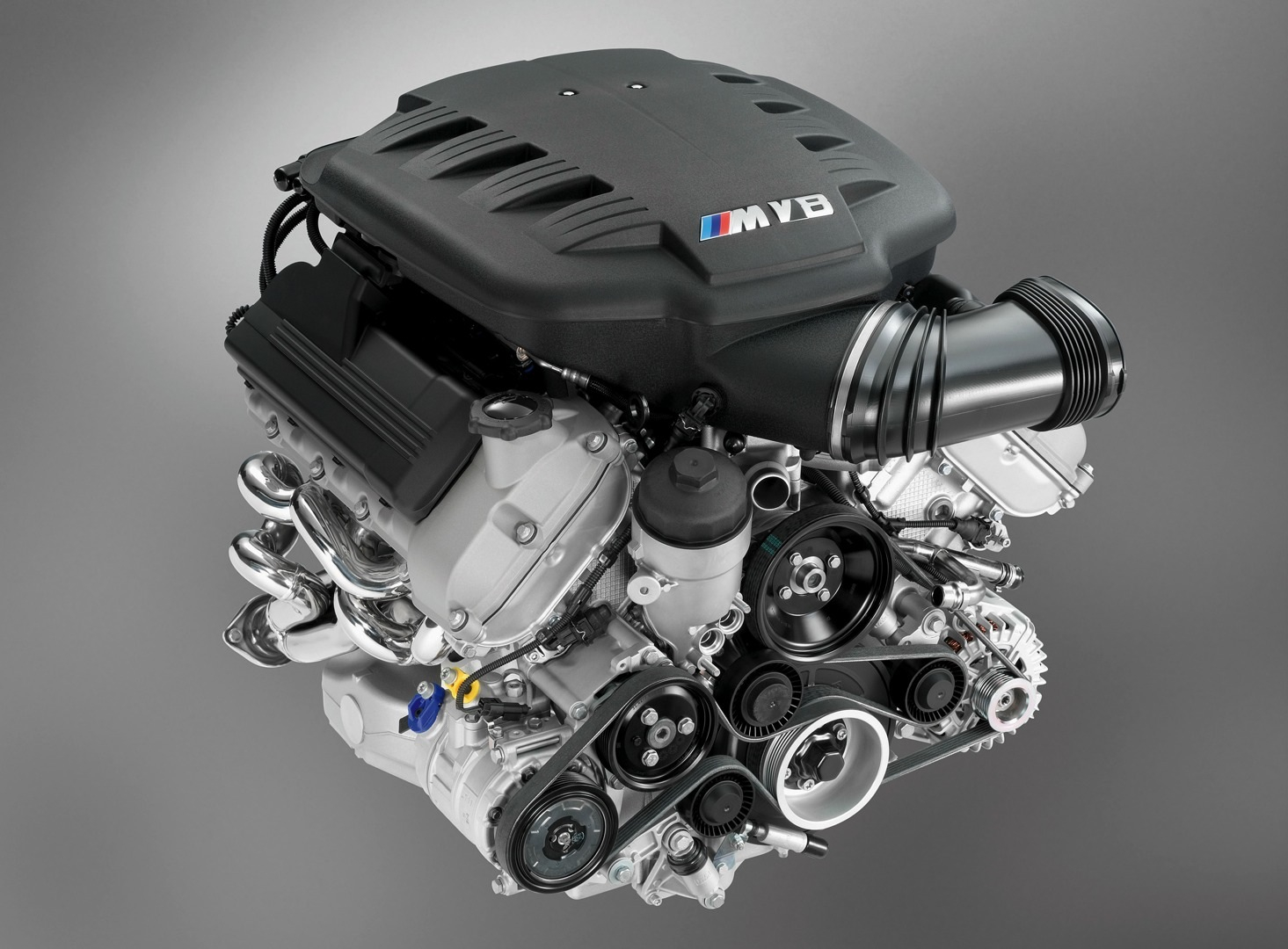 Take A Look At BMW s Last Naturally Aspirated Engine In Detail